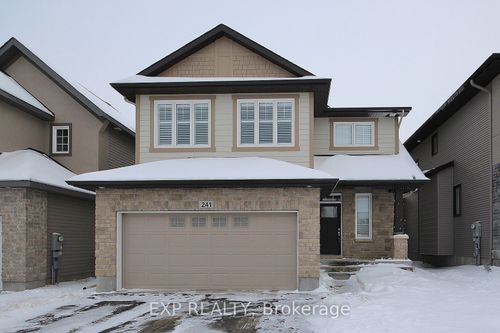 241 Balikun Hts, Stittsville, ON, K2V0A4 | Card Image
