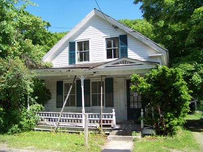 166 Brook Street, House other with 3 bedrooms, 1 bathrooms and null parking in Rochester VT | Image 1