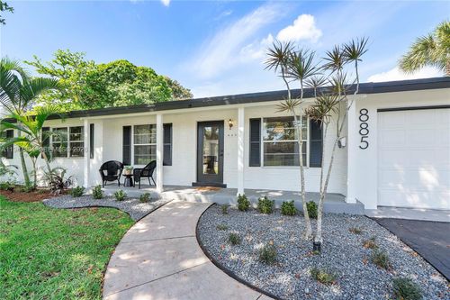 885 Camellia Ct, Plantation, FL, 33317-1350 | Card Image