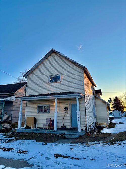 314 N 11th Street, Escanaba, MI, 49829 | Card Image
