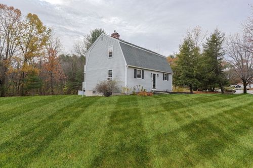 6 Matthew Ln, Chelmsford, MA, 01824-1665 | Card Image