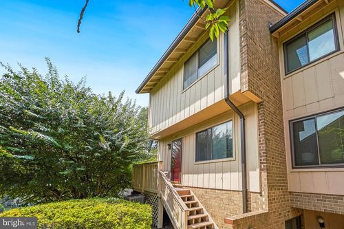 183-2467 Glengyle Dr, VIENNA, VA, 22181-5505 | Card Image