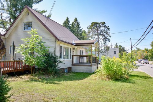200 Dill St, Bracebridge, ON, P1L1E6 | Card Image