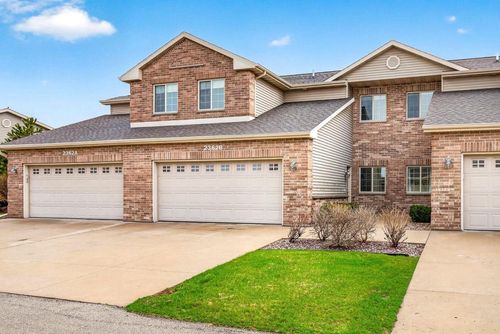 b-2362 Plank Circle, APPLETON, WI, 54915 | Card Image
