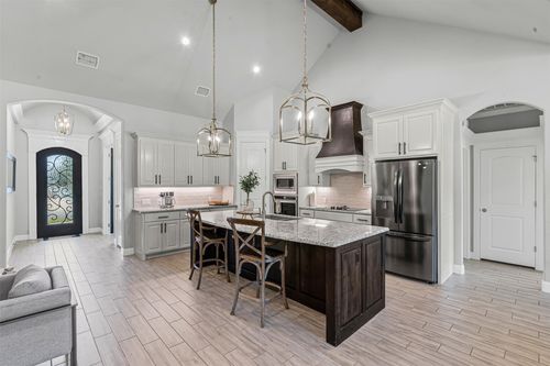 3609 Upper Lake Cir, Granbury, TX, 76049-5010 | Card Image