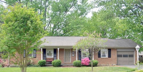 5114 Craun Ln, Roanoke, VA, 24019-2704 | Card Image