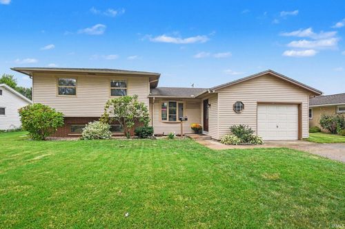 1637 Gordon Dr, South Bend, IN, 46635-1925 | Card Image