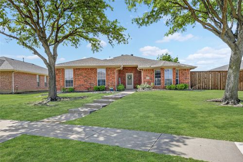 3945 Freedom Ln, Frisco, TX, 75033-7152 | Card Image