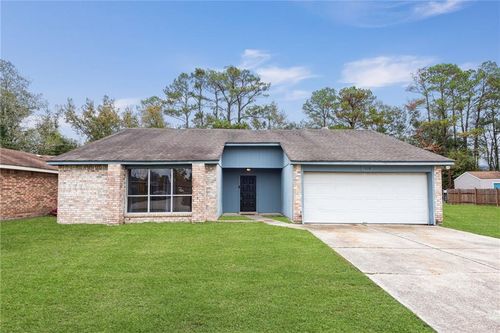 114 Meredith Dr, Slidell, LA, 70458-1230 | Card Image