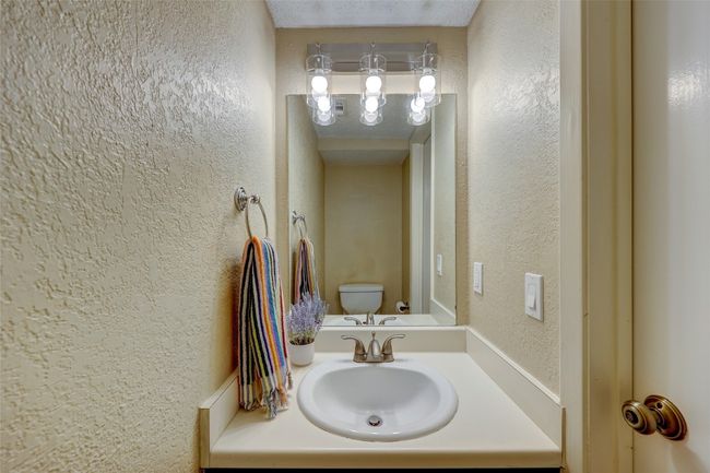 APT-32 - 11821 Bittern Holw, Condo with 2 bedrooms, 2 bathrooms and null parking in Austin TX | Image 15