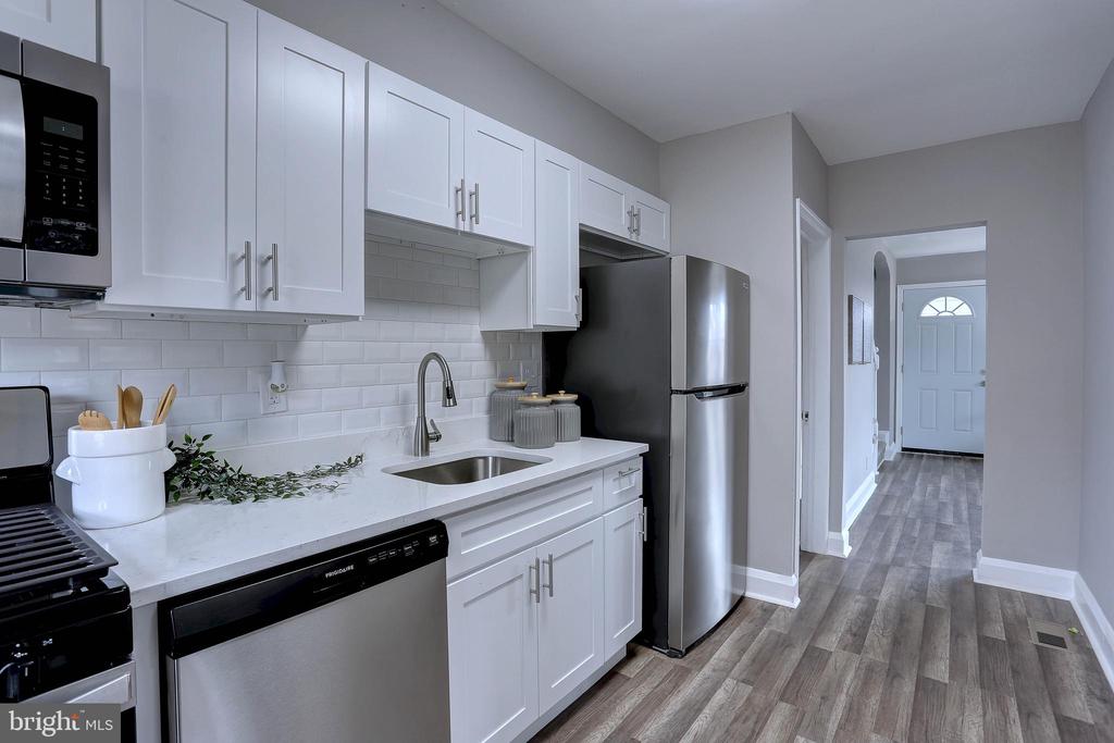 Augusta Ave, Baltimore, MD 21229