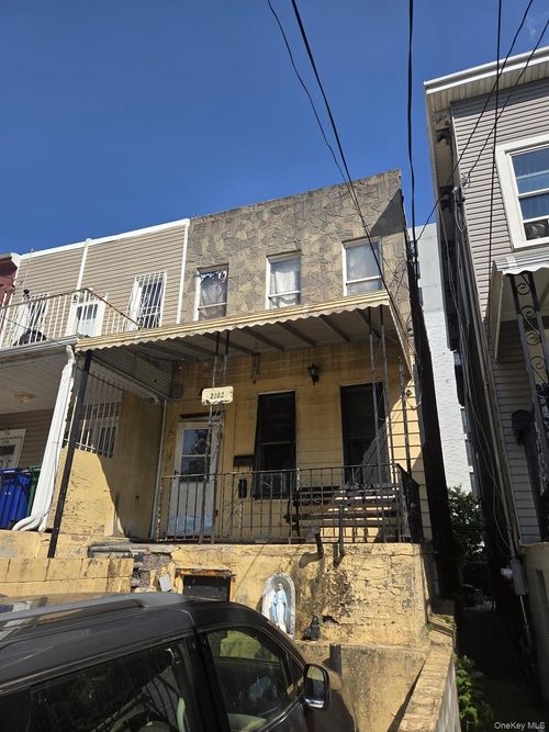 2182 Bathgate Ave, Bronx, NY, 10457-2505 | Card Image
