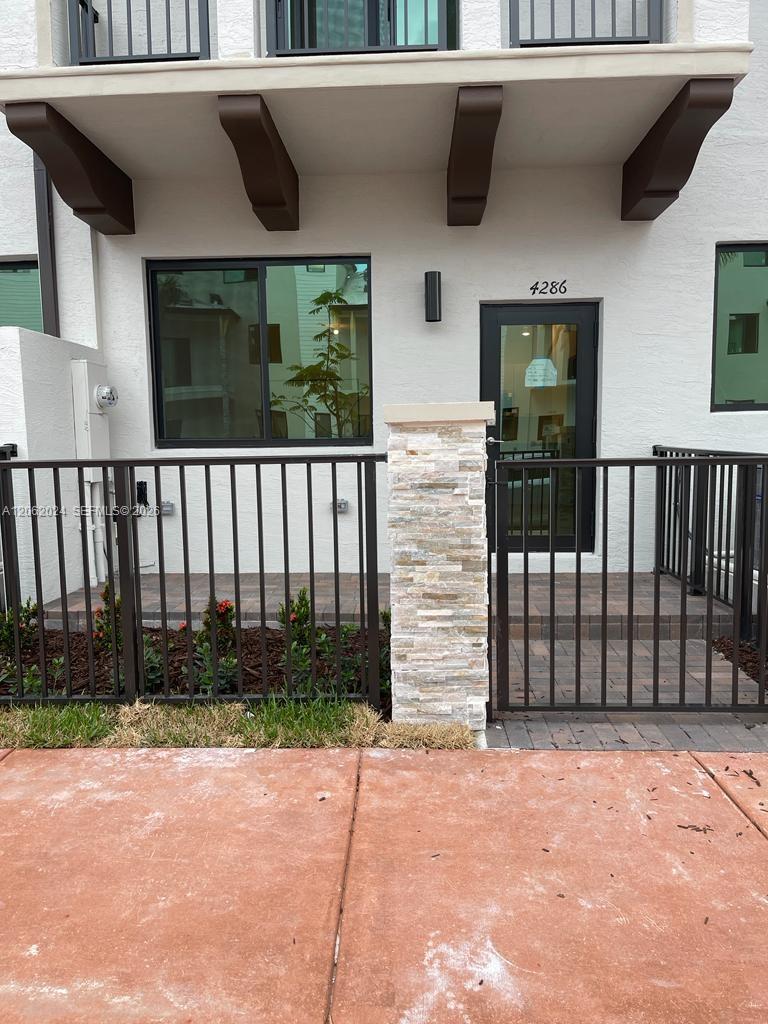Residential Lease in Doral 3