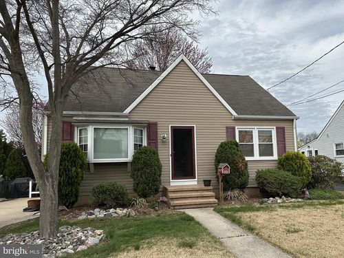 20 Dodge Dr, Hamilton, NJ, 08610-1939 | Card Image