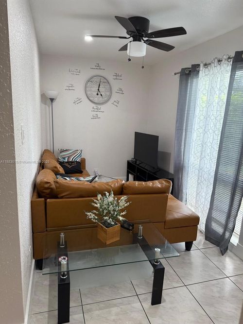 824-824 Sw 12th Ct, Fort Lauderdale, FL, 33315-1445 | Card Image