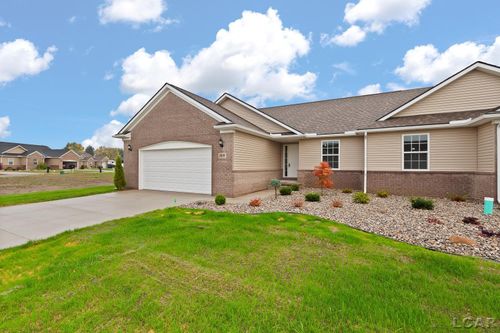 2819 Eunice Cir, Adrian, MI, 49221-4295 | Card Image