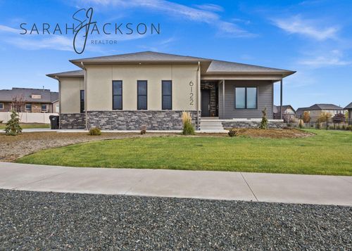 6122 River Park Dr, Casper, WY, 82604-5324 | Card Image