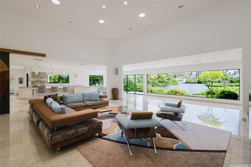 apt-a-5949 Kalanianaole Hwy, Honolulu, HI, 96821-2357 | Card Image