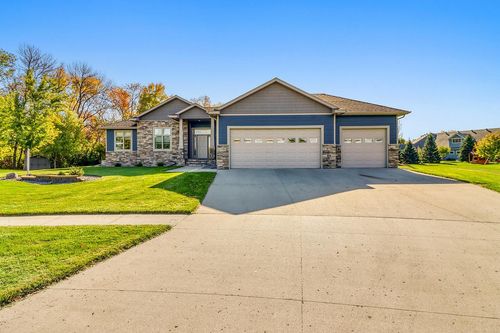 5888 26th Street S, Fargo, ND, 58104 | Card Image
