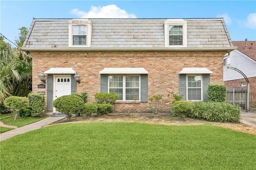 4909 Sunny Pl, Metairie, LA, 70006-1250 | Card Image