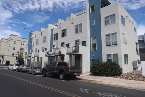 327 Platinum St Sw, Albuquerque, NM, 87102-3490 | Card Image