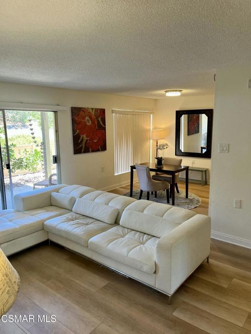 apt-13-788 Pinetree Cir, Thousand Oaks, CA, 91360-3862 | Card Image
