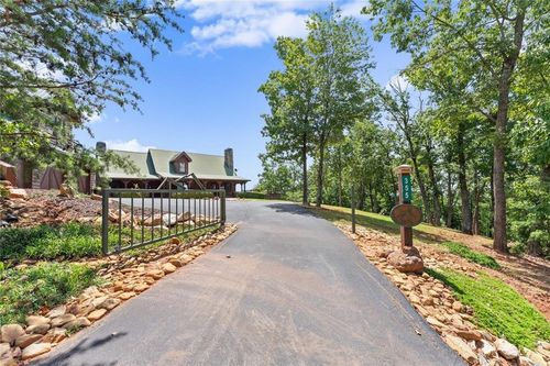355 Ranch Mountain Dr, Dahlonega, GA, 30533-2483 | Card Image