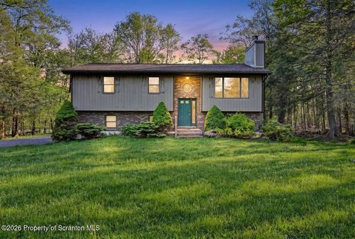 11 Bass Court, GOULDSBORO, PA, 18424 | Card Image