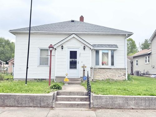 321 Day St, Logansport, IN, 46947-4804 | Card Image