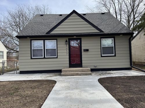 8057 W Herbert Avenue, Milwaukee, WI, 53218 | Card Image