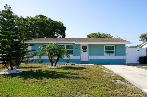 6844 82nd Ave N, Pinellas Park, FL, 33781-1104 | Card Image