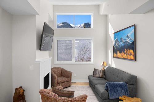 204-750 Harvie Heights Road, Harvie Heights, AB, T1W2W2 | Card Image
