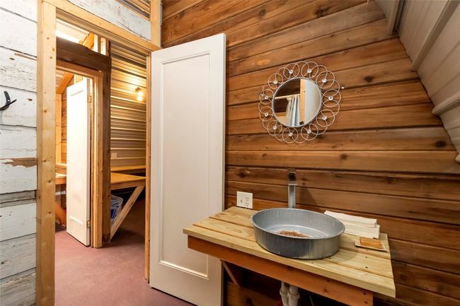 One of the full bathrooms in the bunkhouse | Image 31