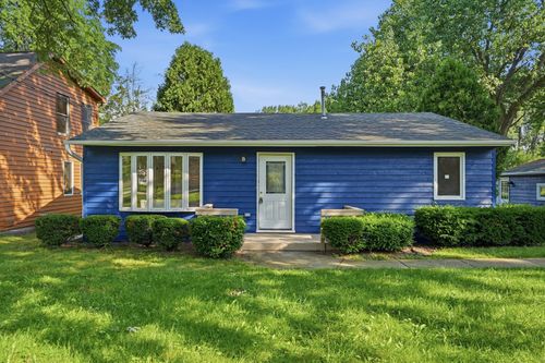 2804 Russett Rd, McHenry, IL, 60050-2719 | Card Image