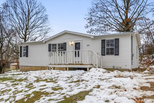 205 Monroe St, Augusta, MI, 49012-9752 | Card Image