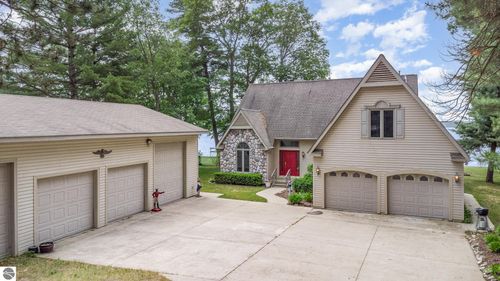 7435 Loud Dr, Oscoda, MI, 48750-9670 | Card Image