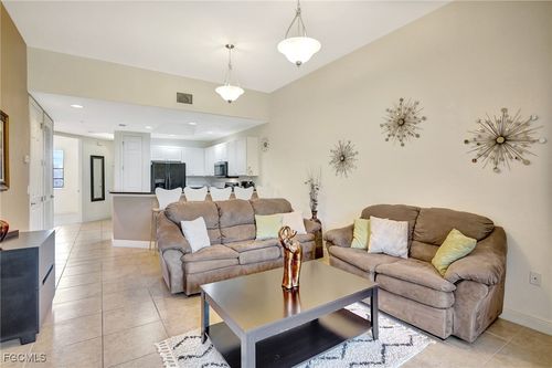 1427-13651 Julias Way, FORT MYERS, FL, 33919-6218 | Card Image