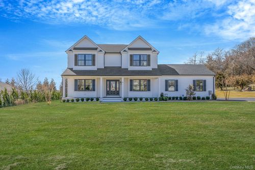 85 Roanoke Court, Riverhead, NY, 11901 | Card Image