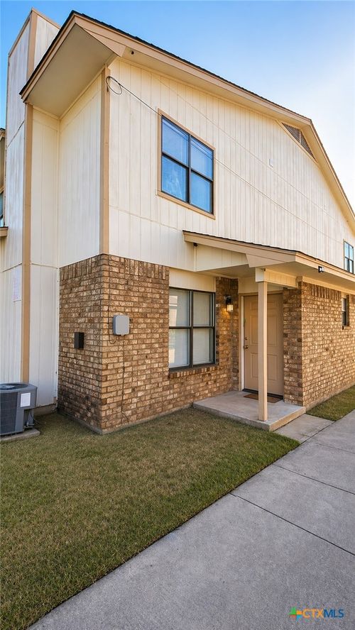 b-1813 Cedarhill Dr, Killeen, TX, 76543-8954 | Card Image