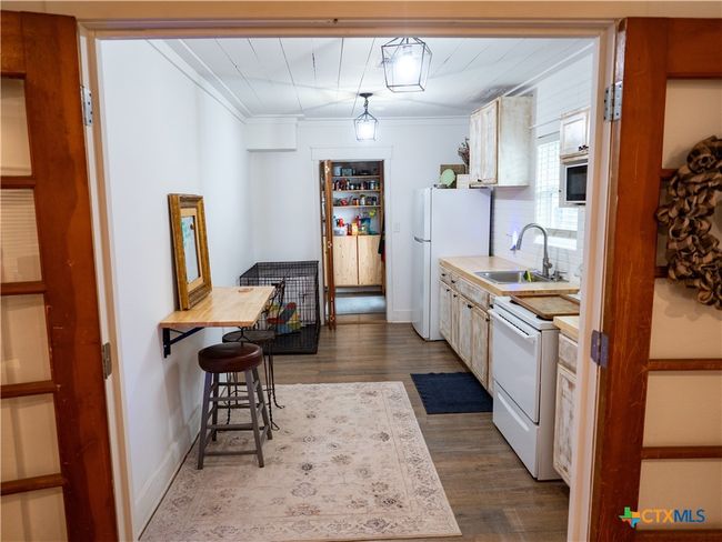 1006 W North St, House other with 2 bedrooms, 1 bathrooms and null parking in Victoria TX | Image 10