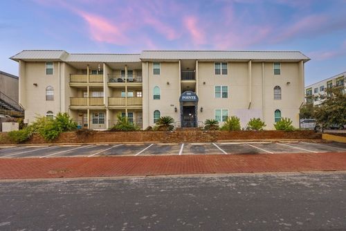 apt-50-910 Duncan Ln, Austin, TX, 78705-2637 | Card Image