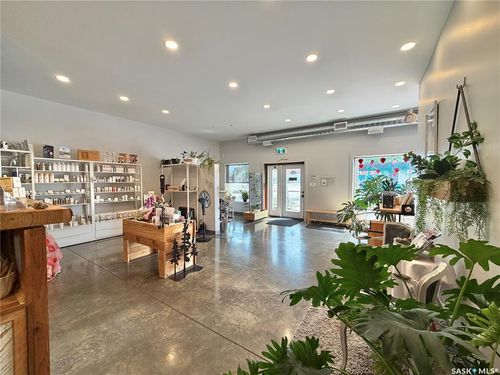 35 Smith St W, Yorkton, SK, S3N0H9 | Card Image