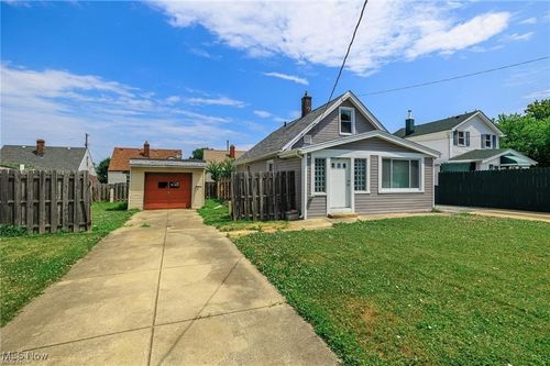 6306 Flowerdale Ave, Cleveland, OH, 44144-4248 | Card Image