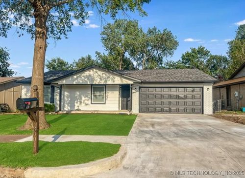 3001 Ash Ct, Broken Arrow, OK, 74012-7806 | Card Image