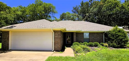 170 N Meadowbrook Dr, Pottsboro, TX, 75076-9536 | Card Image