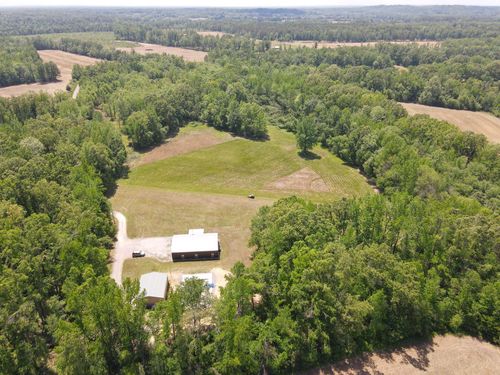 710 Harlon Iron Rd, Adamsville, TN, 38310-2561 | Card Image