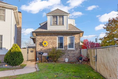 8440 Joliet Rd, Mc Cook, IL, 60525-3261 | Card Image