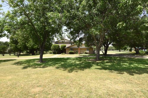 1027 Sherman Dr, Cedar Hill, TX, 75104-1401 | Card Image