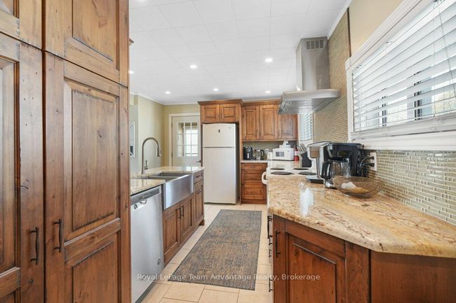 3 Gibson St, House other with 3 bedrooms, 1 bathrooms and 2 parking in Parry Sound ON | Image 12