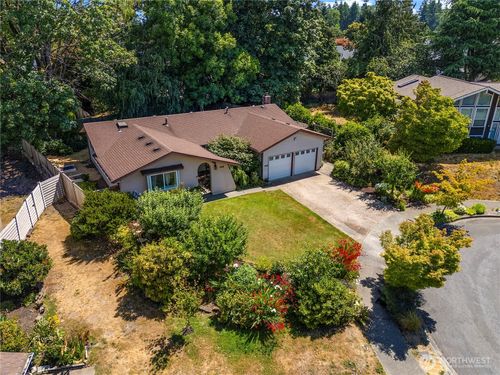 1908 Se 21st Place, Renton, WA, 98055 | Card Image